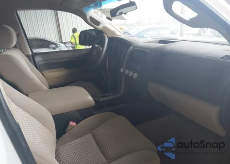 2010 Toyota Tundra Grade 4.6L V8 из США, поврежденный, VIN 5TFRM5F17AX010008